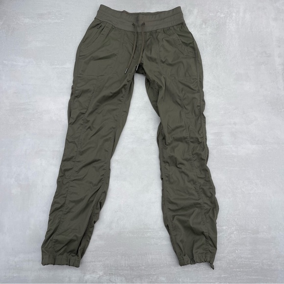 THE NORTH FACE Women's Aphrodite 2.0 Pant